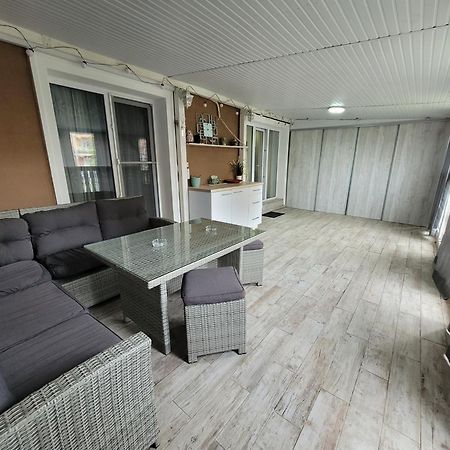 La Dolce Vita Apartment Stefanestii de Jos ภายนอก รูปภาพ